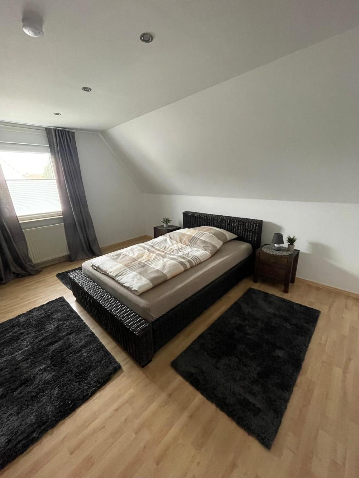 Appartement Am Stadtrand Von Minden Exterior foto